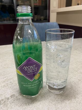 몽베스트 Montbest with Sparkling water Lemon OR Lime 20병(랜덤) — 5점을 준 리뷰어가 2021년 10월 올린 사용 사진