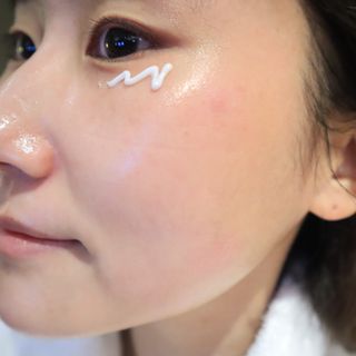 엘리샤코이 유스워터 페이스 앤 아이크림 — 5점을 준 리뷰어가 2021년 12월 올린 사용 사진