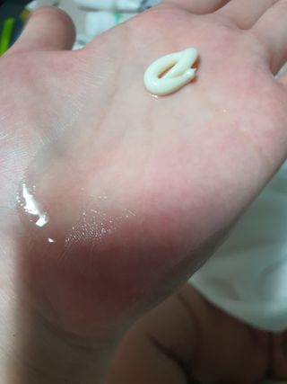 mom e 맘이 내추럴 베이비 케어 크림+바디오일 — 3.5점을 준 리뷰어가 2021년 1월 올린 사용 사진