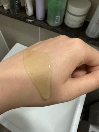 프리마인 메이크업과 들뜨는 각질까지 한방에 깐달걀로! 순하기까지한 셀베이스 그린티클렌저(200ml) — 5점을 준 리뷰어가 2023년 5월 올린 사용 사진