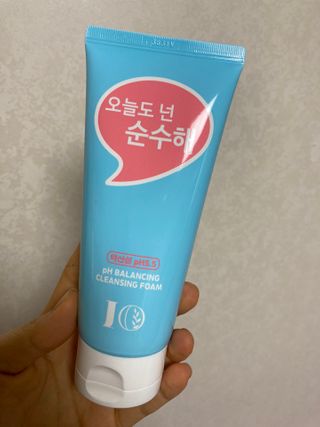 IO 아이오 오늘도 넌 순수해 - 약산성 클렌징폼 — 5점을 준 리뷰어가 2021년 2월 올린 사용 사진