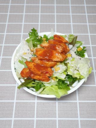 굽네몰 [굽네] 소스가 맛있는 닭가슴살 슬라이스 4종 — 5점을 준 리뷰어가 2021년 3월 올린 사용 사진