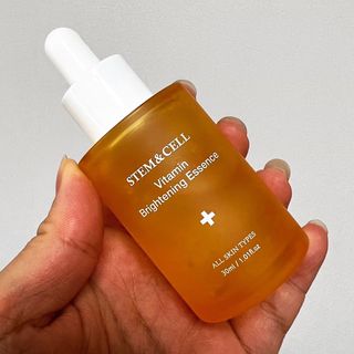 체르엠 스템앤셀 비타민 브라이트닝 에센스 30ml 1개 — 5점을 준 리뷰어가 2022년 3월 올린 사용 사진