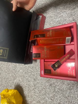 광동생활건강 광동 명품 홍삼정데일리 10mL x 30포 — 5점을 준 리뷰어가 2023년 4월 올린 사용 사진