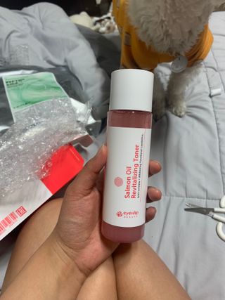 아이앤립 / EYENLIP 아이앤립 연어오일 리바이탈라이징 토너 — 4점을 준 리뷰어가 2021년 4월 올린 사용 사진