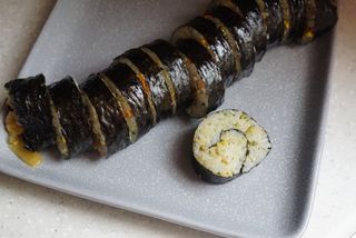 해풀잎 누구나 김밥*1ea [(혼합야채 35g *1ea,  김밥김 (5g, 5ea),  양념간장 (6g, 5ea), 참기름(5g, 2ea)] — 5점을 준 리뷰어가 2022년 7월 올린 사용 사진