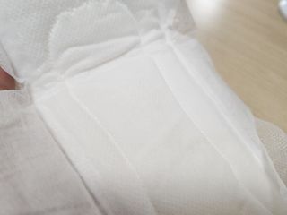 에어퀸 뉴브레스 유기농 생리대 4종 (팬티라이너 20P + 중형 10P + 대형 10P + 오버나이트 8P)_체험단 — 5점을 준 리뷰어가 2024년 8월 올린 사용 사진