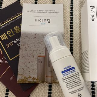 [바이로담] 저자극 약산성버블 폼 폼클렌징 150ml — 4점을 준 리뷰어가 2021년 3월 올린 사용 사진