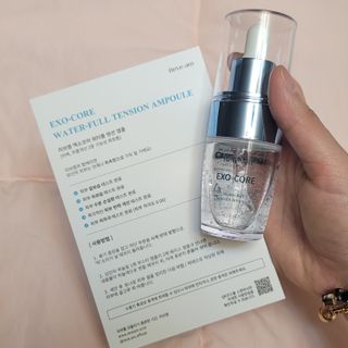 나우 [리브엠] 화해 1등 수분앰플 , 엑소코어 워터풀 텐션 앰플 — 5점을 준 리뷰어가 2023년 5월 올린 사용 사진