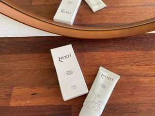 렉스리 데일리 톤업 크림 Rexri Daily Tone Up Cream — 5점을 준 리뷰어가 2022년 9월 올린 사용 사진