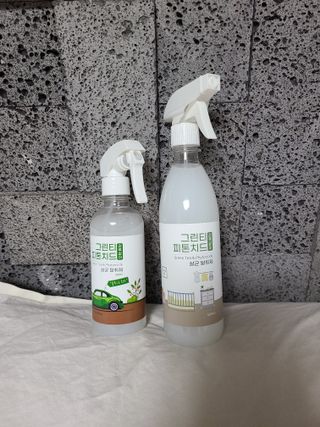 [엠메이데이] 그린티 피톤치드 감쪽같이 500ml + 손소독액 50ml — 5점을 준 리뷰어가 2021년 12월 올린 사용 사진