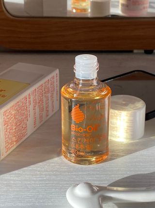 바이오오일 [바이오-오일] 스킨케어 오일 내추럴 60ml — 5점을 준 리뷰어가 2021년 10월 올린 사용 사진