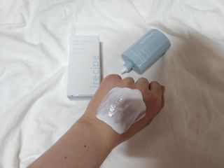 아이레시피 마일드 히알루로닉 모이스트 업 선스크린 SPF50+ PA++++ — 5점을 준 리뷰어가 2023년 6월 올린 사용 사진