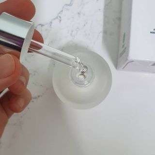 브에노 파리퀸 윌 페이스 오일 — 4점을 준 리뷰어가 2021년 8월 올린 사용 사진