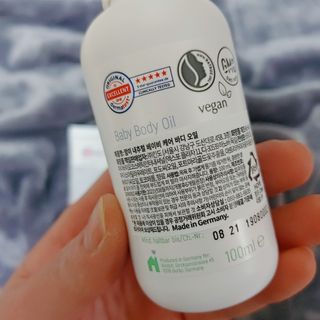 mom e 맘이 내추럴 베이비 케어 크림+바디오일 — 4점을 준 리뷰어가 2021년 1월 올린 사용 사진