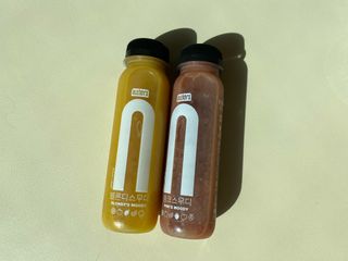 BLENDY'S 핑크 스무디+블론디 스무디 — 3점을 준 리뷰어가 2021년 11월 올린 사용 사진