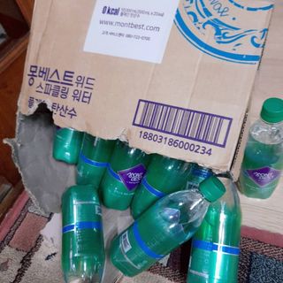 몽베스트 Montbest with Sparkling water Plain 20병 — 3점을 준 리뷰어가 2021년 10월 올린 사용 사진