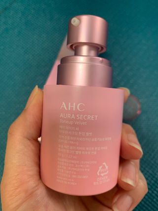 AHC 아우라 시크릿 톤업 벨벳 — 5점을 준 리뷰어가 2021년 4월 올린 사용 사진