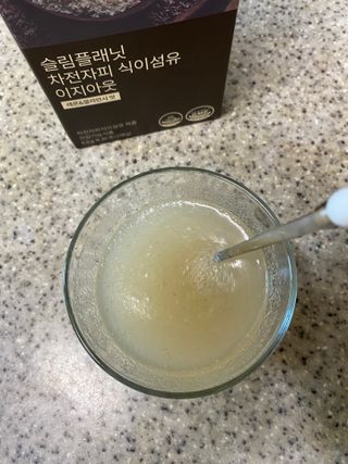 슬림플래닛 차전자피 식이섬유 이지아웃 — 5점을 준 리뷰어가 2021년 8월 올린 사용 사진