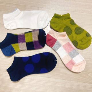 [사이즈가 있는 양말 필로이] 여자 스니커즈 발목 양말 5족 세트【 S, M, L, 】3가지 사이즈 — 4.5점을 준 리뷰어가 2022년 7월 올린 사용 사진