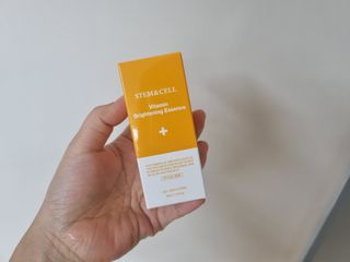 체르엠 스템앤셀 비타민 브라이트닝 에센스 30ml 1개 — 4점을 준 리뷰어가 2021년 10월 올린 사용 사진