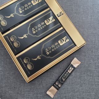 헬스업_천명진프리미엄홍삼스틱_10ml x 30포 — 3점을 준 리뷰어가 2021년 2월 올린 사용 사진