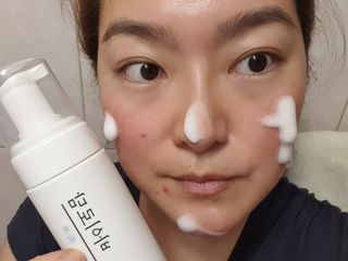 [바이로담] 저자극 약산성버블 폼 폼클렌징 150ml — 5점을 준 리뷰어가 2021년 3월 올린 사용 사진