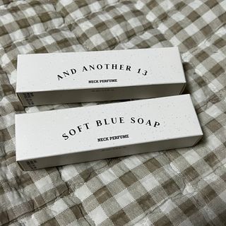멈칫(MUMCHIT) 넥퍼퓸 NECKPERFUME 2가지 향 — 5점을 준 리뷰어가 2021년 11월 올린 사용 사진