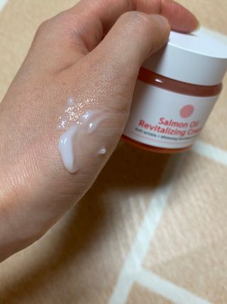 아이앤립 / EYENLIP 아이앤립 연어오일 리바이탈라이징 크림 — 5점을 준 리뷰어가 2021년 3월 올린 사용 사진