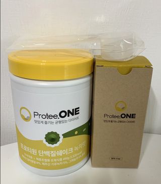 프로티원 단백질쉐이크 녹차맛 2주분 1통+보틀 — 5점을 준 리뷰어가 2021년 4월 올린 사용 사진