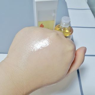바이오오일 [바이오-오일] 스킨케어 오일 내추럴 60ml — 5점을 준 리뷰어가 2021년 5월 올린 사용 사진