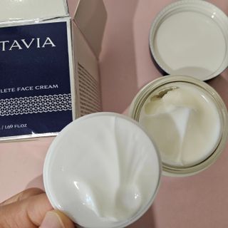 록타비아 Artisan Complete Face Cream — 5점을 준 리뷰어가 2024년 3월 올린 사용 사진
