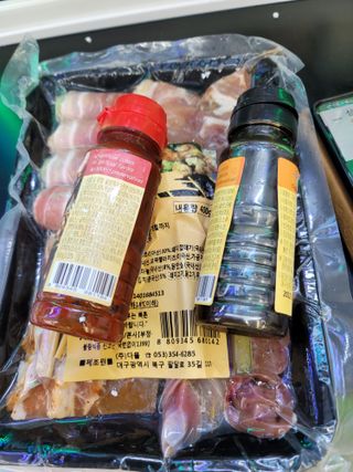 [다물꼬치] 모듬꼬치 10개 +데리야끼소스120g+매운고추소스120g — 5점을 준 리뷰어가 2021년 10월 올린 사용 사진