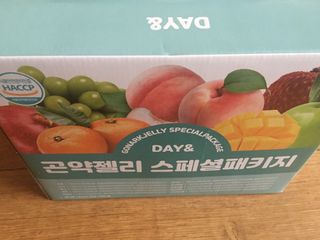참앤들황토농원 10가지 맛, 입맛대로 스페셜하게~ 가볍게 한 포 땡! 곤약젤리 스페셜 패키지 130ml x 30포 — 4점을 준 리뷰어가 2022년 12월 올린 사용 사진