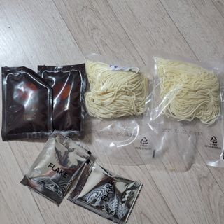 [한면원] 비빔국수 2인분 — 5점을 준 리뷰어가 2023년 3월 올린 사용 사진