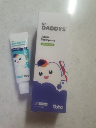 닥터데디스 안심불소 튼튼치약(청포도, 민트 중 택 1) 60g + 여행용 미니 치약 15g — 4점을 준 리뷰어가 2022년 7월 올린 사용 사진