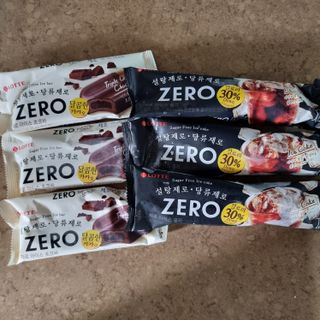 ZERO (초콜릿 칩 쿠키, 카카오 케이크, 후르츠 젤리, 아이스 콜라, 아이스 초코바) — 5점을 준 리뷰어가 2022년 6월 올린 사용 사진