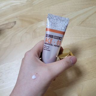 조아산코스메틱 에이스원 크림 + 에이스원 스킨 — 5점을 준 리뷰어가 2022년 4월 올린 사용 사진