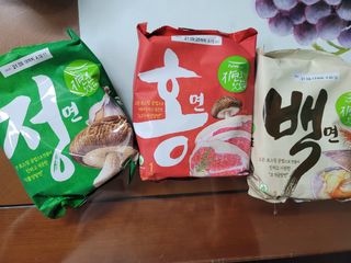 [풀무원] 자연은맛있다 정면, 백면, 홍면  세트 — 5점을 준 리뷰어가 2021년 4월 올린 사용 사진