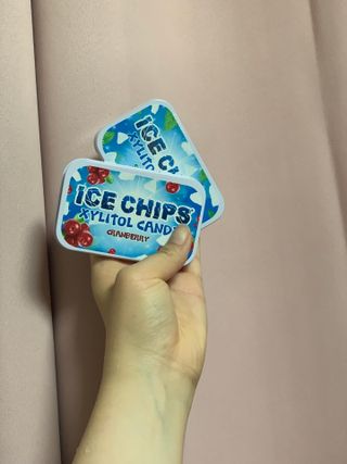 [아이스칩스] 무설탕 비건 자일리톨 캔디 7종 2개기준 — 4점을 준 리뷰어가 2021년 6월 올린 사용 사진
