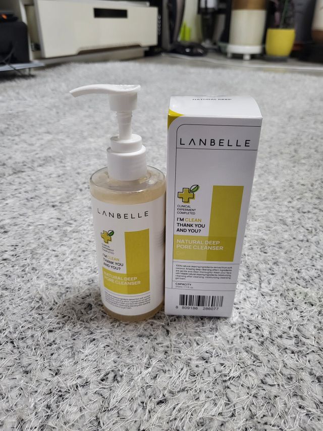 랑벨 내츄럴 딥 포어 클렌저 210ml (저자극 약산성 천연 클렌징 젤) 리뷰 사진