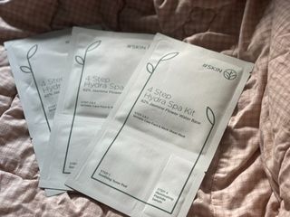 태그스킨 4스텝 주름개선 피부미백 영양 마스크팩 3개 세트(최신버전) — 5점을 준 리뷰어가 2022년 3월 올린 사용 사진