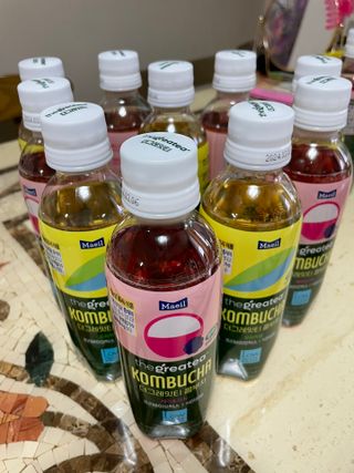 더그레잇티 콤부차 [매일유업] 더그레잇티 44kcal 콤부차 300ml *12개입 (오리지널 6개+베리리치 6개) — 5점을 준 리뷰어가 2023년 7월 올린 사용 사진
