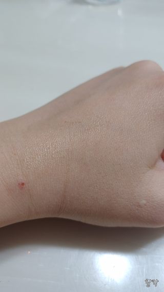 체르엠 스템앤셀 비타민 브라이트닝 에센스 30ml 1개 — 5점을 준 리뷰어가 2021년 12월 올린 사용 사진