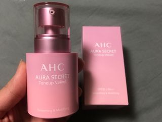 AHC 아우라 시크릿 톤업 벨벳 — 5점을 준 리뷰어가 2021년 4월 올린 사용 사진