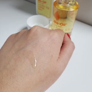 바이오오일 [바이오-오일] 스킨케어 오일 내추럴 60ml — 5점을 준 리뷰어가 2021년 12월 올린 사용 사진