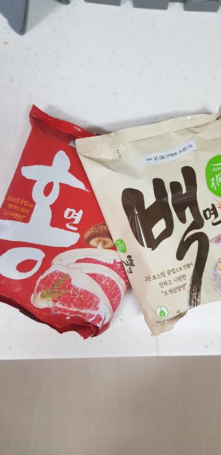[풀무원] 자연은맛있다 정면, 백면, 홍면  세트 — 4.5점을 준 리뷰어가 2021년 4월 올린 사용 사진