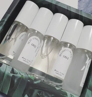 디어포레스트 [5개세트] 숲속의 하루 패브릭미스트 (섬유향수/ 룸스프레이) 50ml 5개 — 5점을 준 리뷰어가 2022년 8월 올린 사용 사진