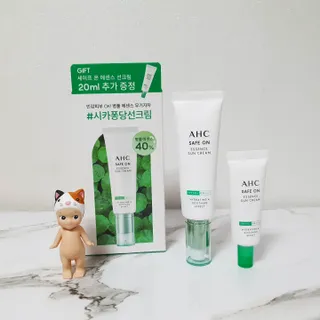 [AHC] 세이프온 에센스 선크림 올리브영 스페셜 증정 기획세트 — 5점을 준 리뷰어가 2022년 6월 올린 사용 사진