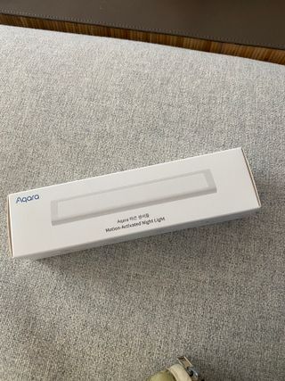 아카라 어두울 때만 켜지는 스마트 무선 센서등 — 4점을 준 리뷰어가 2021년 11월 올린 사용 사진